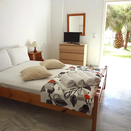 Lazaris In Agios Ioannis Lefkada